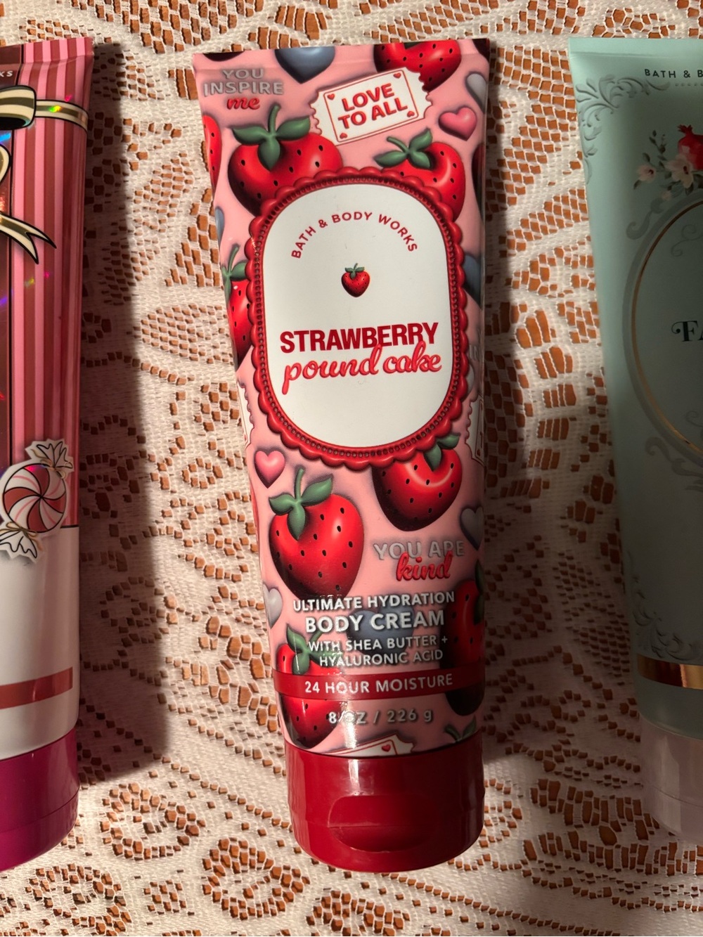 Bath and bodyworks strawberry pound cake hydration body cream